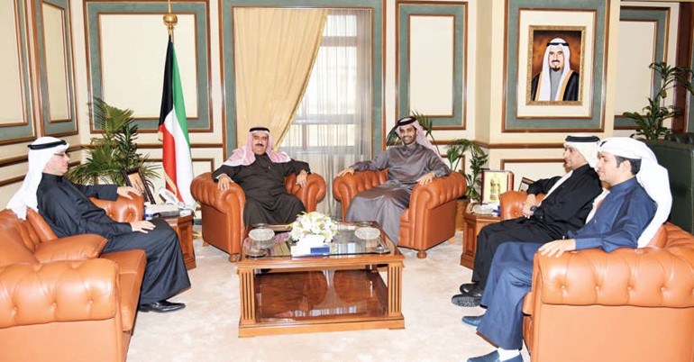 الفريق ثابت المهنا مستقبلا الشيخ محمد بن عبدالله ال ثاني ودحمد النعيمي ومجبل الايوب ويوسف الشلال﻿