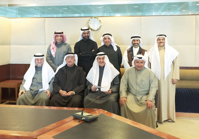 لقطة جماعية عقب الاجتماع