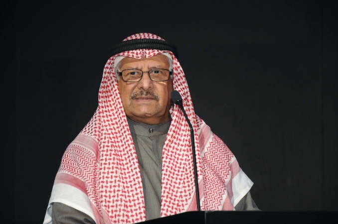 فيصل بدر الساير ملقيا كلمته