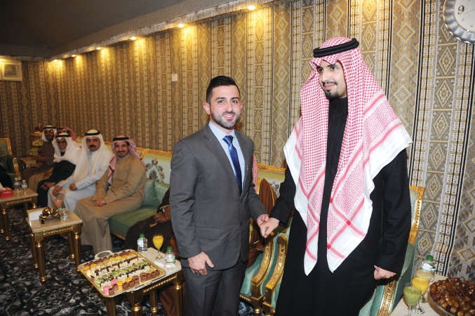 صاحب السمو الملكي الامير سعود بن سلمان ومدير التحرير الزميل محمد بسام الحسيني هاني الشمري
