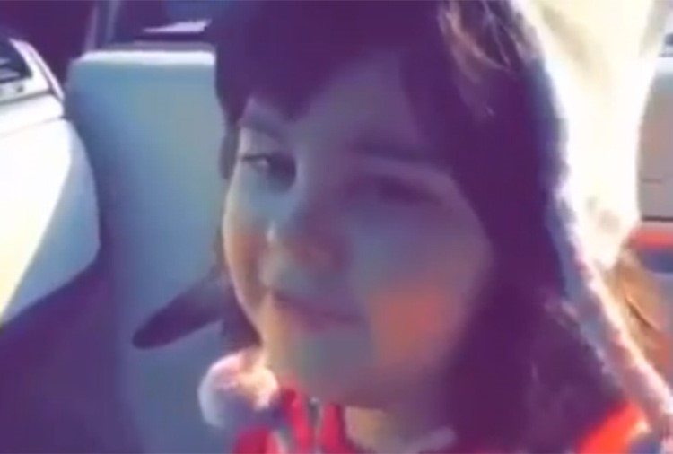 بالفيديو.. ابنة حليمة بولند تدلع والدتها: "I Love you"