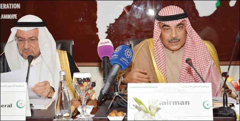 النائب الاول لرئيس مجلس الوزراء ووزير الخارجية الشيخ صباح الخالد مترئسا الاجتماع الاستثنائي لوزراء خارجية التعاون الاسلامي