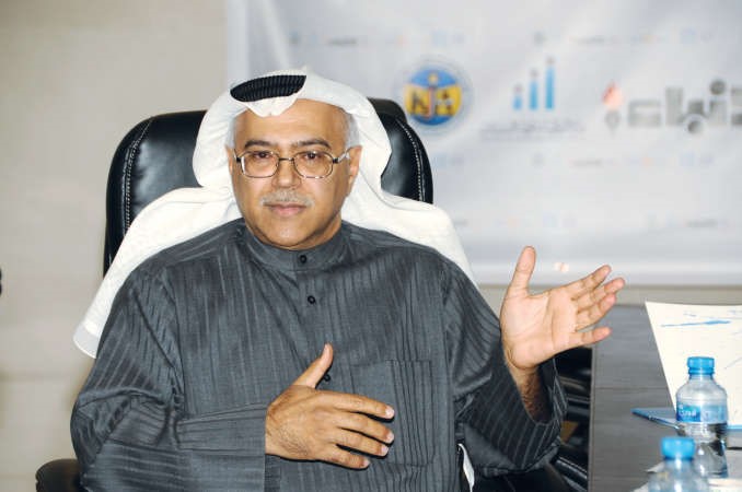 عبدالحميد العوضي يشرح اسباب انهيار اسعار النفط﻿