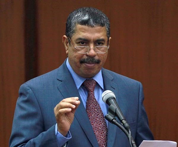 بحاح يعود نهائياً  إلى عدن لاستئناف عمل الحكومة اليمنية