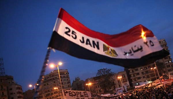 مصر بين «دروس يناير» و«خبرة يوليو»