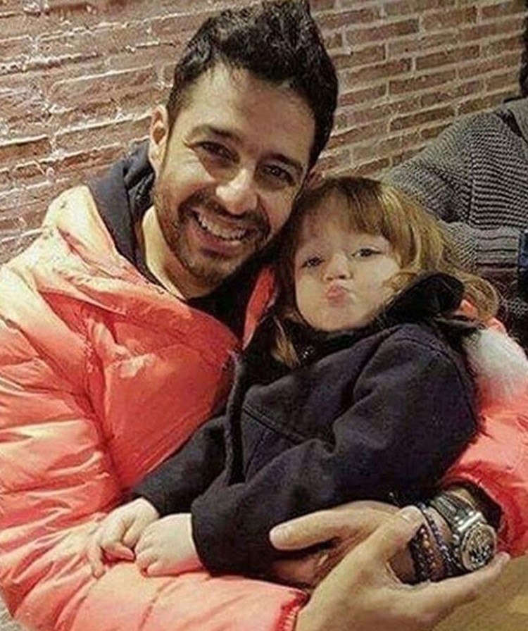 صورة: ابنة أحمد زاهر تخطف الأنظار من محمد حماقي