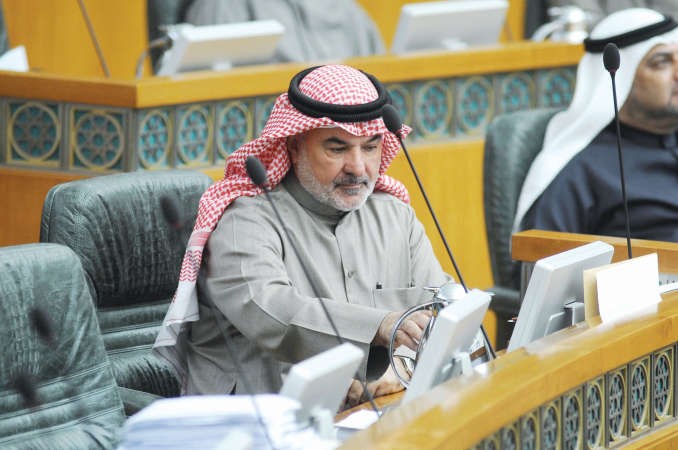 صالح عاشور﻿