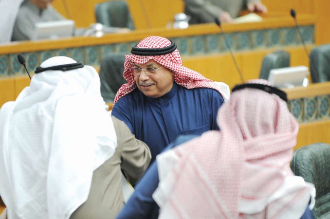 الشيخ خالد الجراح بين النواب﻿