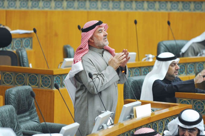 صالح عاشور﻿