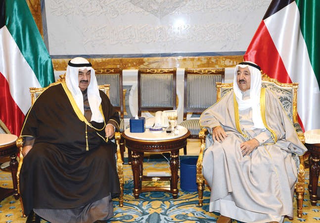 صاحب السمو الامير الشيخ صباح الاحمد مستقبلا سمو الشيخ ناصر المحمد 