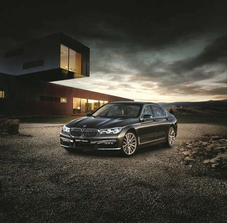 BMW الفئة السابعة.. تعريف جديد للفخامة المعاصرة