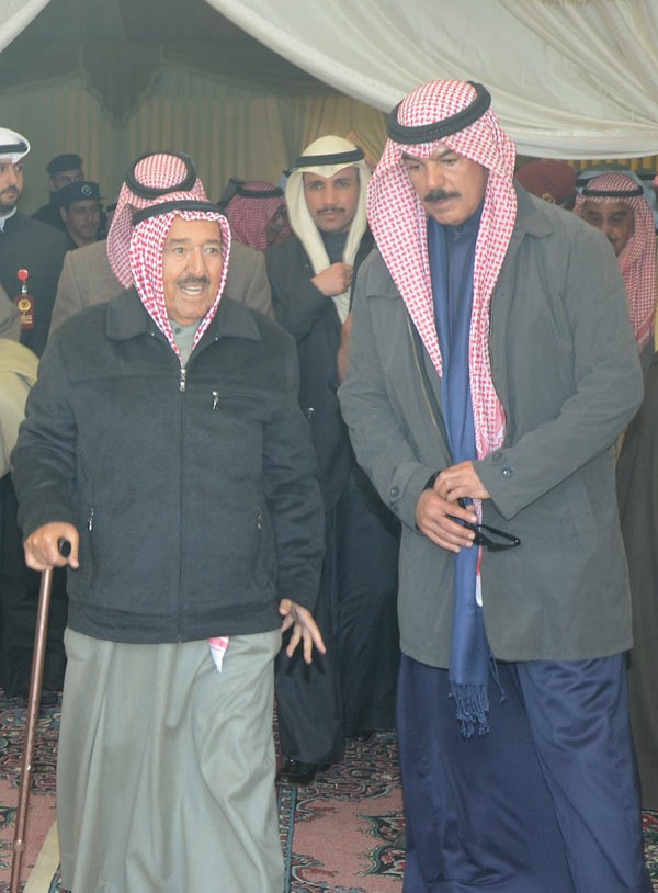 صاحب السمو الامير الشيخ صباح الاحمد وسمو ولي العهد الشيخ نواف الاحمد ورئيس مجلس الامة مرزوق الغانم ووزير الداخلية الشيخ محمد الخالد