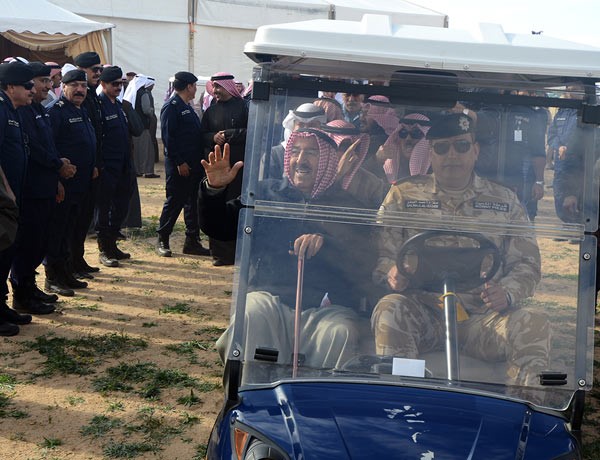 صاحب السمو الامير محييا مستقبليه