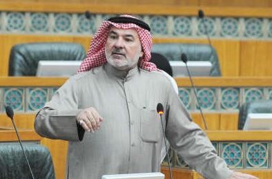 صالح عاشور متحدثا﻿