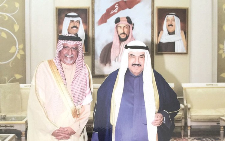 سمو الشيخ ناصر المحمد مستقبلا عبدالله بن محمد ال الشيخ