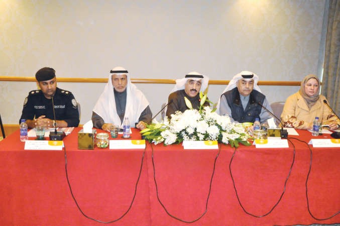 احمد المرشد ويوسف مصطفى ووليد الصقعبي ومدينة اسماعيل والمقدم احمد ابا الخيل خلال المؤتمراحمد علي﻿