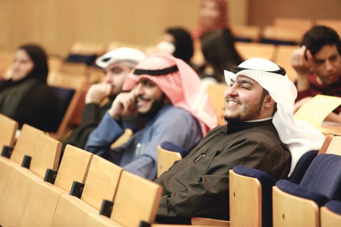 متابعة لفعاليات الدورة