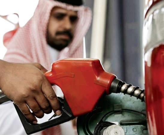 «المالية»: تثبيت زيادة سعر البنزين 25 إلى 35 فلساً.. ولا تحرير