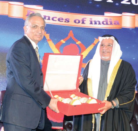  هدية تذكارية الى الشيخ علي الجراح 