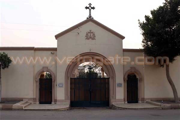 الصور الأولى لقبر الفنانة المصرية فيروز بعد دفنها