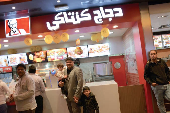 مئات الرابحين بالذهب في حملة دجاج كنتاكي 50 عاماً ومازال آلاف الهدايا الذهبية في انتظارك!