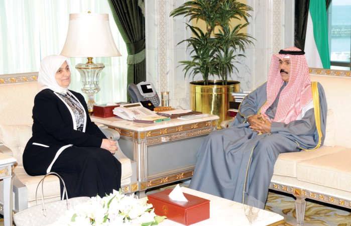 سمو ولي العهد الشيخ نواف الاحمد لدى استقباله هند الصبيح