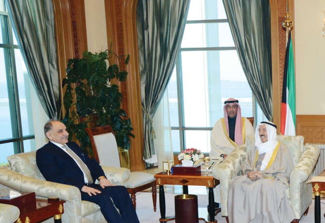 صاحب السمو الامير الشيخ صباح الاحمد مستقبلا د صالح المطلك﻿