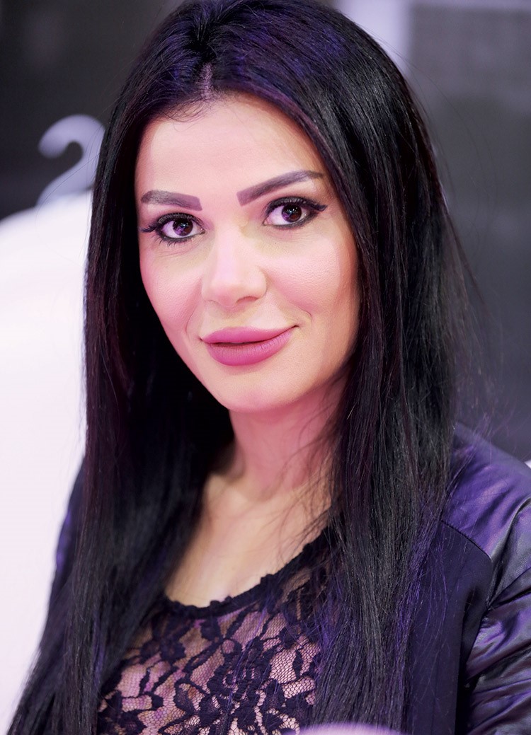 منى ممدوح: سعيدة بزيارتي إلى الكويت.. وأستعد لتقديم أعمال جديدة