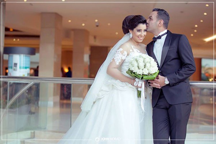 أيتن عامر ترد على خبر طلاقها