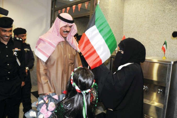 ﻿نائب رئيس مجلسالوزراء ووزير الداخلية الشيخ محمد الخالد استقبل بالورود﻿