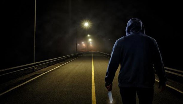 خلال عزائها.. سيدة تظهر لزوجها الذي أمر بقتلها:عزيزي لم أمت