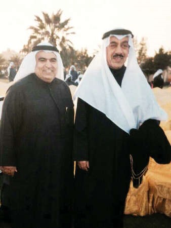 رئيس الفرقة مع محافظ الجهراء الفريق متقاعد فهد الامير﻿