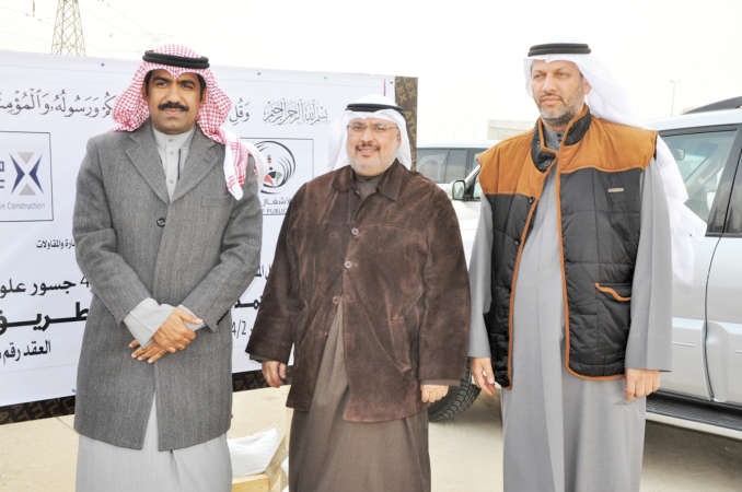 م احمد الحصان خلال افتتاح الالتفافة الجديدة	 احمد علي﻿