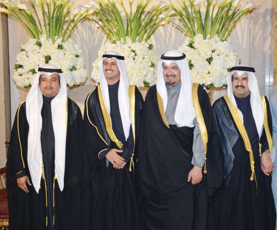 الشيخ احمد العبدالله مهنئا
