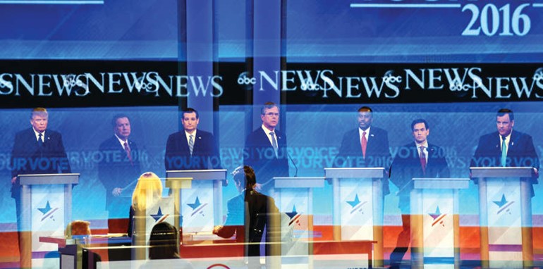 ﻿صورة مجمعة للمرشحين الجمهوريين خلال مناظرتهم في نيوهامبشاير امس الاولافپ﻿