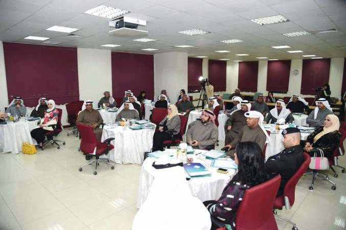 جانب من المشاركين في الدورة التدريبية