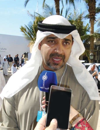 وزير الدولة لشؤون مجلس الوزراء ووزير الكهرباء والماء بالوكالة الشيخ محمد العبداللهيدلي بتصريح عقب مشاركته فيافتتاح قمة الحكومات 		كونا ﻿