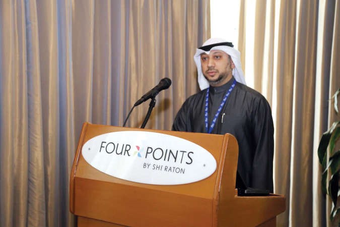 عبدالله الشهاب متحدثا خلال المنتدى