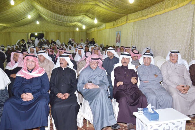 جانب من الناخبين في مقر المرشح طاهر الفيلكاوي انور الكندري