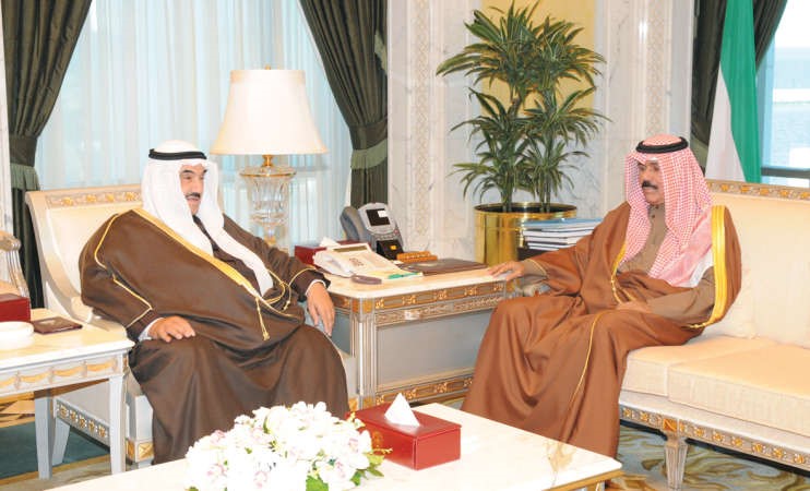 سمو نائب الامير وولي العهد الشيخ نواف الاحمد مستقبلا سمو الشيخ ناصر المحمد﻿