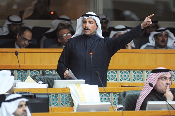 رئيس مجلس الامة مرزوق الغانم متحدثا في المجلس امسهاني الشمري