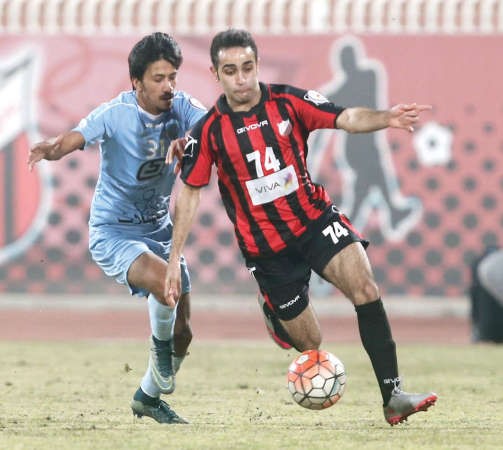 اللاعب المصري عمرو احمد مازال ملفه عالقا	الازرق كوم ﻿