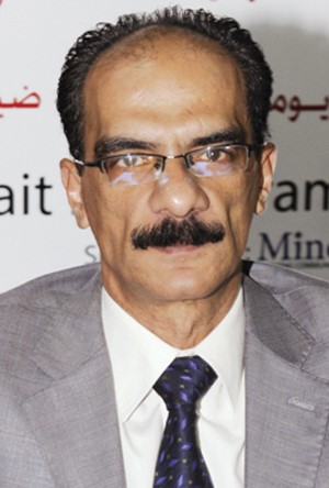 د ايمن الخشاب﻿