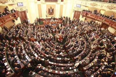 مطالب النواب لاستمرار الحكومة