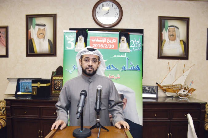 المرشح هشام البغلي متحدثا للحضور﻿