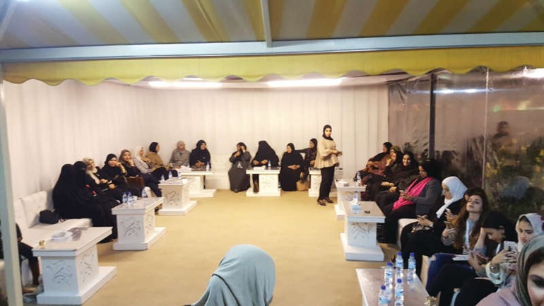 جانب من الحاضرات في ندوة المرشح سليمان الكوح﻿