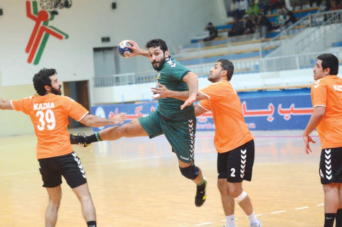  عبدالعزيز المطوع يقود هجوما على كاظمة