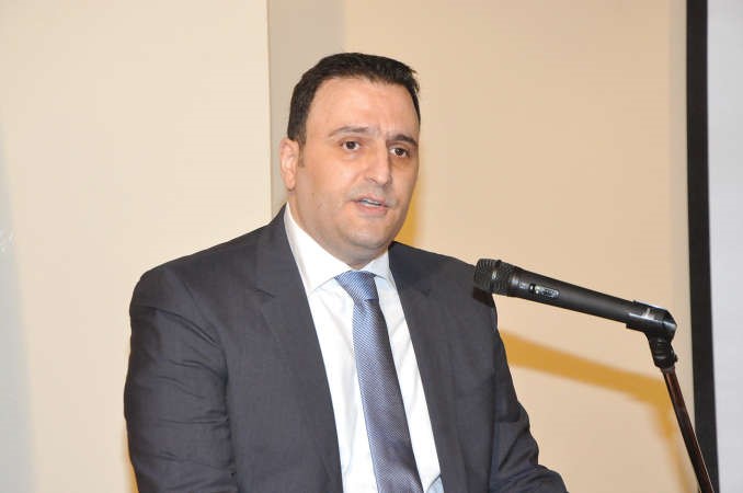 مازن طبارة 