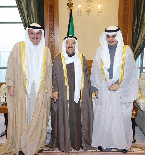 صاحب السمو الامير مستقبلا عيسى الكندري وم احمد المنفوحي