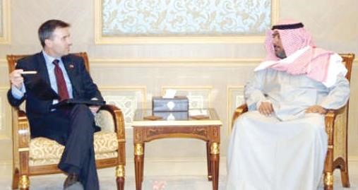 الشيخ ثامر العلي مستقبلا السفير الاسترالي﻿